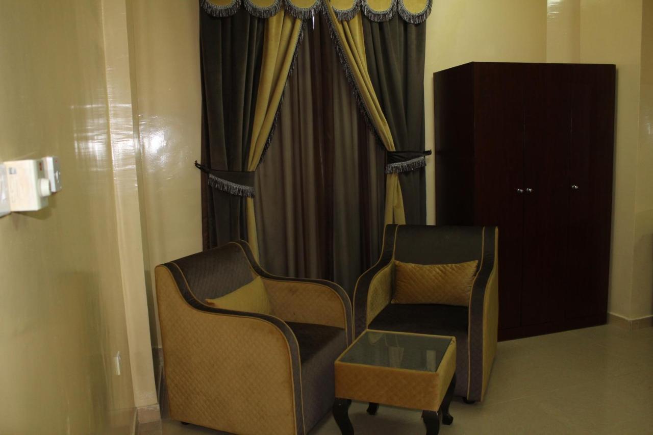 Al Aman Hotel Apartment Al-Burajmi Exteriér fotografie