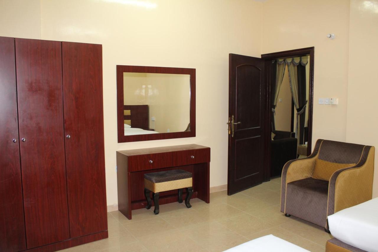 Al Aman Hotel Apartment Al-Burajmi Exteriér fotografie